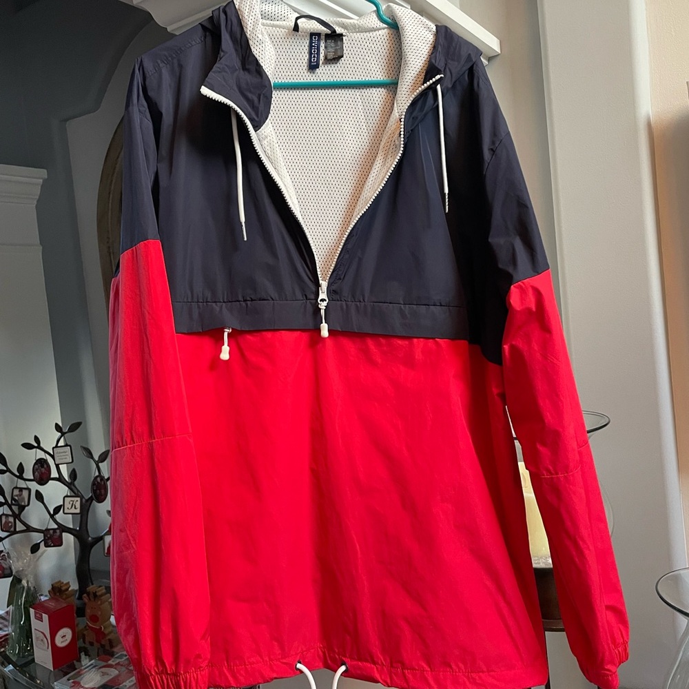 New H&M Divided half zip windbreaker with withdraws strings lightweight